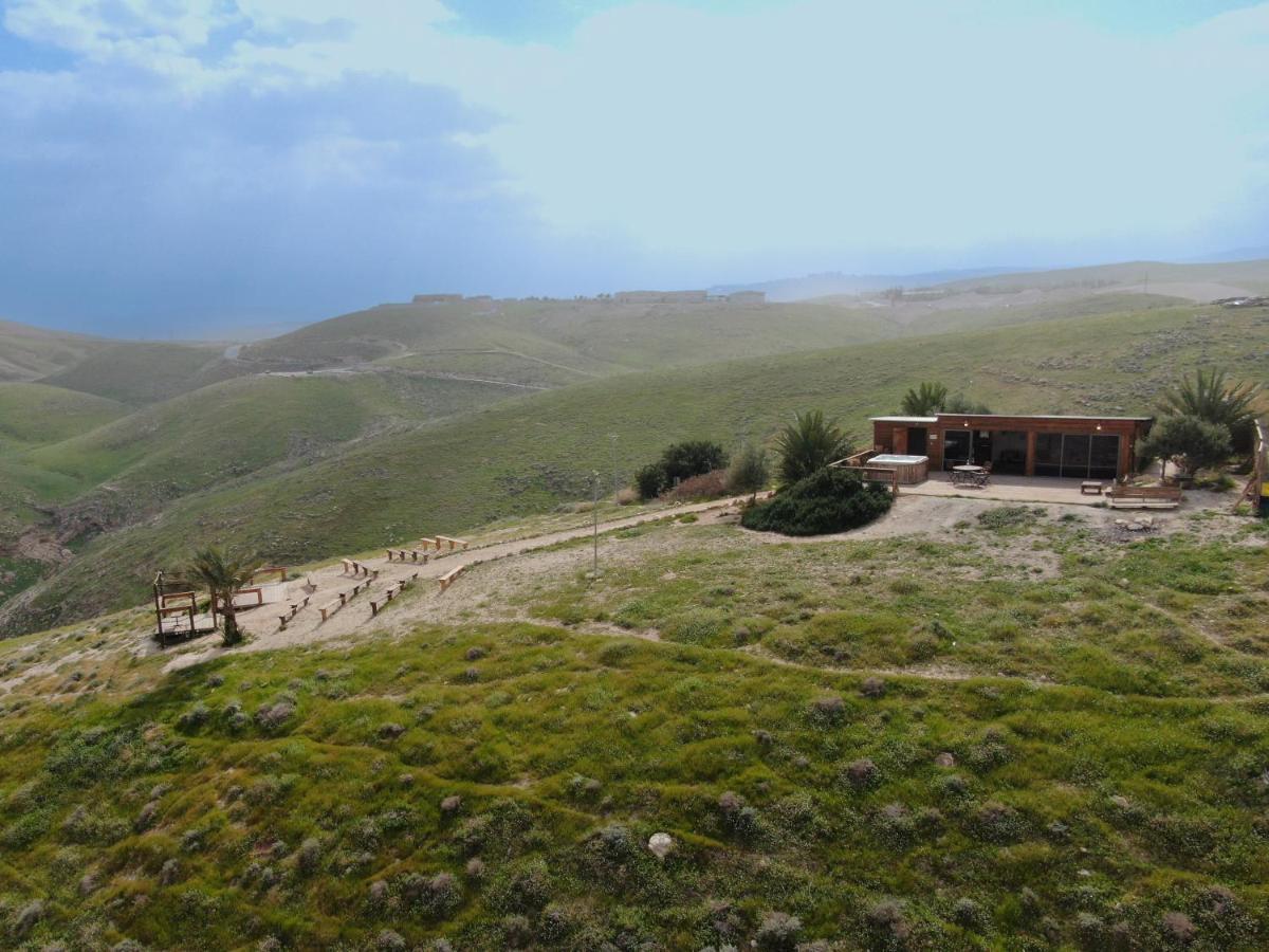 Lodge Genesis Land Desert Hospitality *