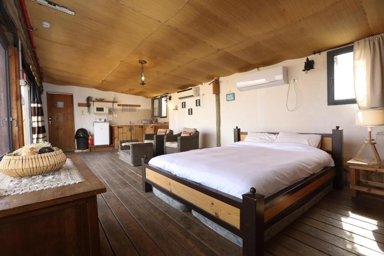 Genesis Land Desert Hospitality Lodge Kfar Adumim