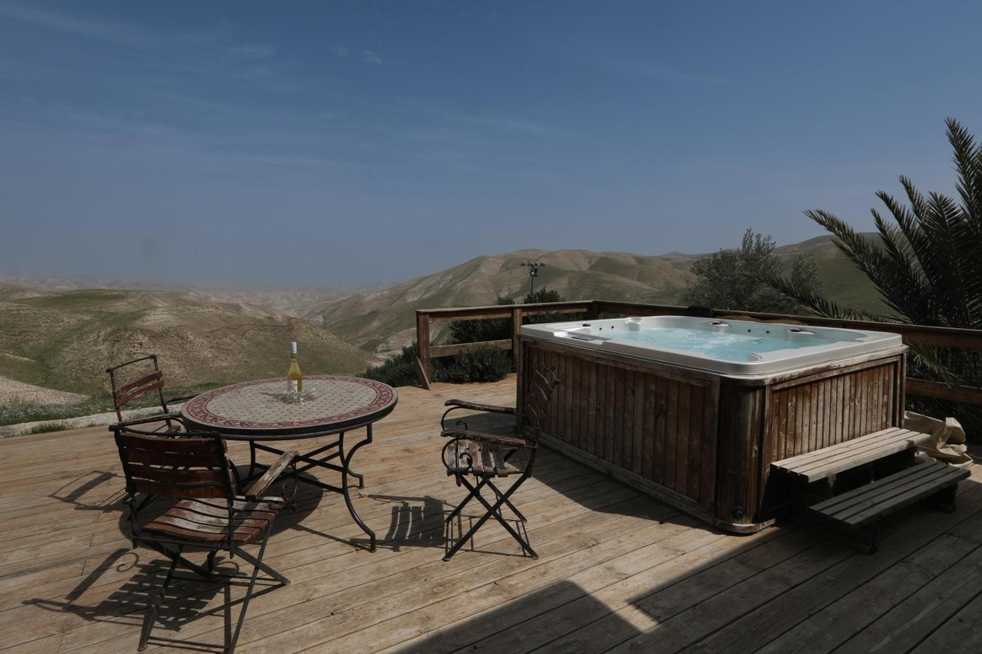 Genesis Land Desert Hospitality Kfar Adumim