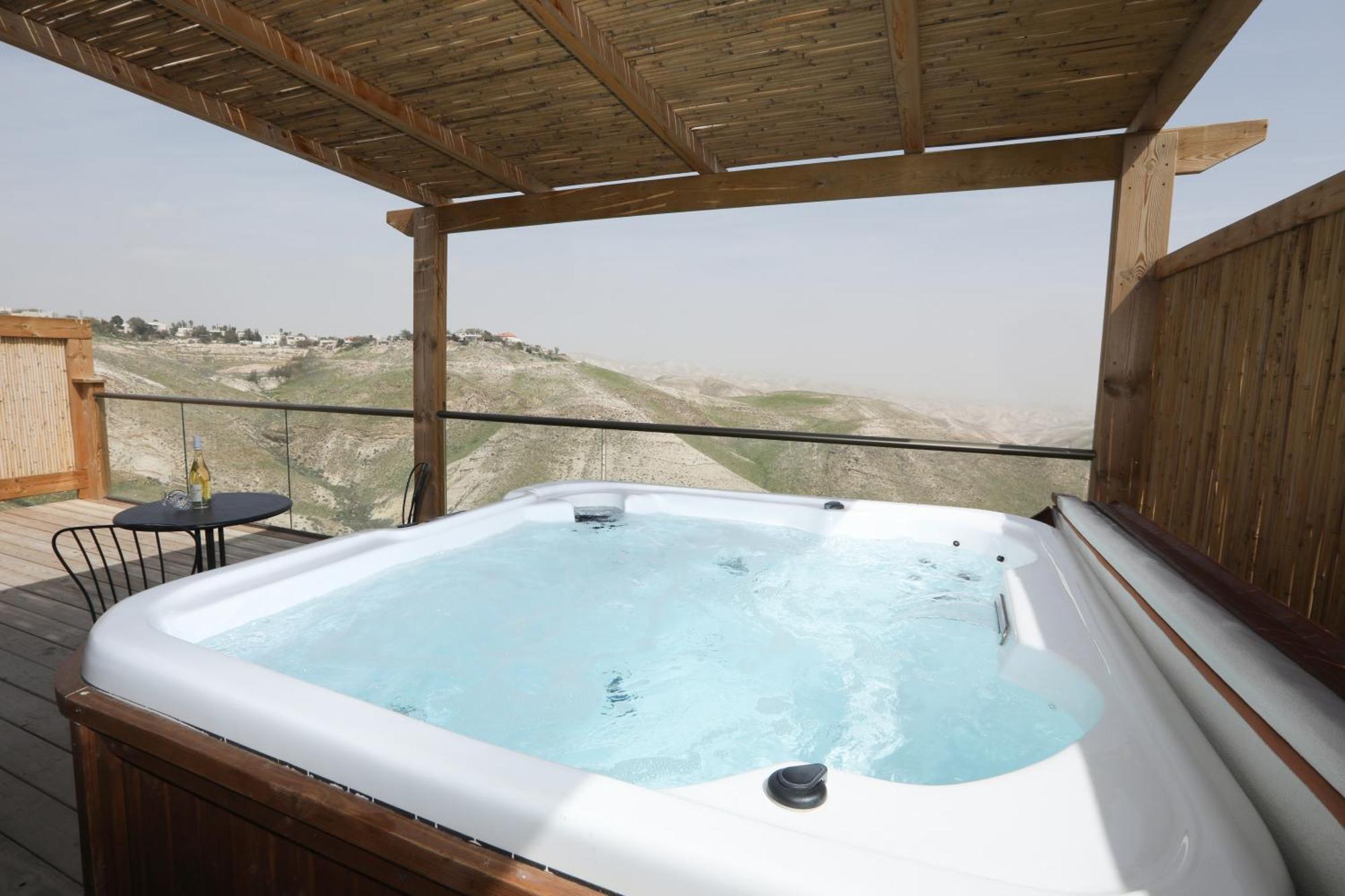 Genesis Land Desert Hospitality * Kfar Adumim