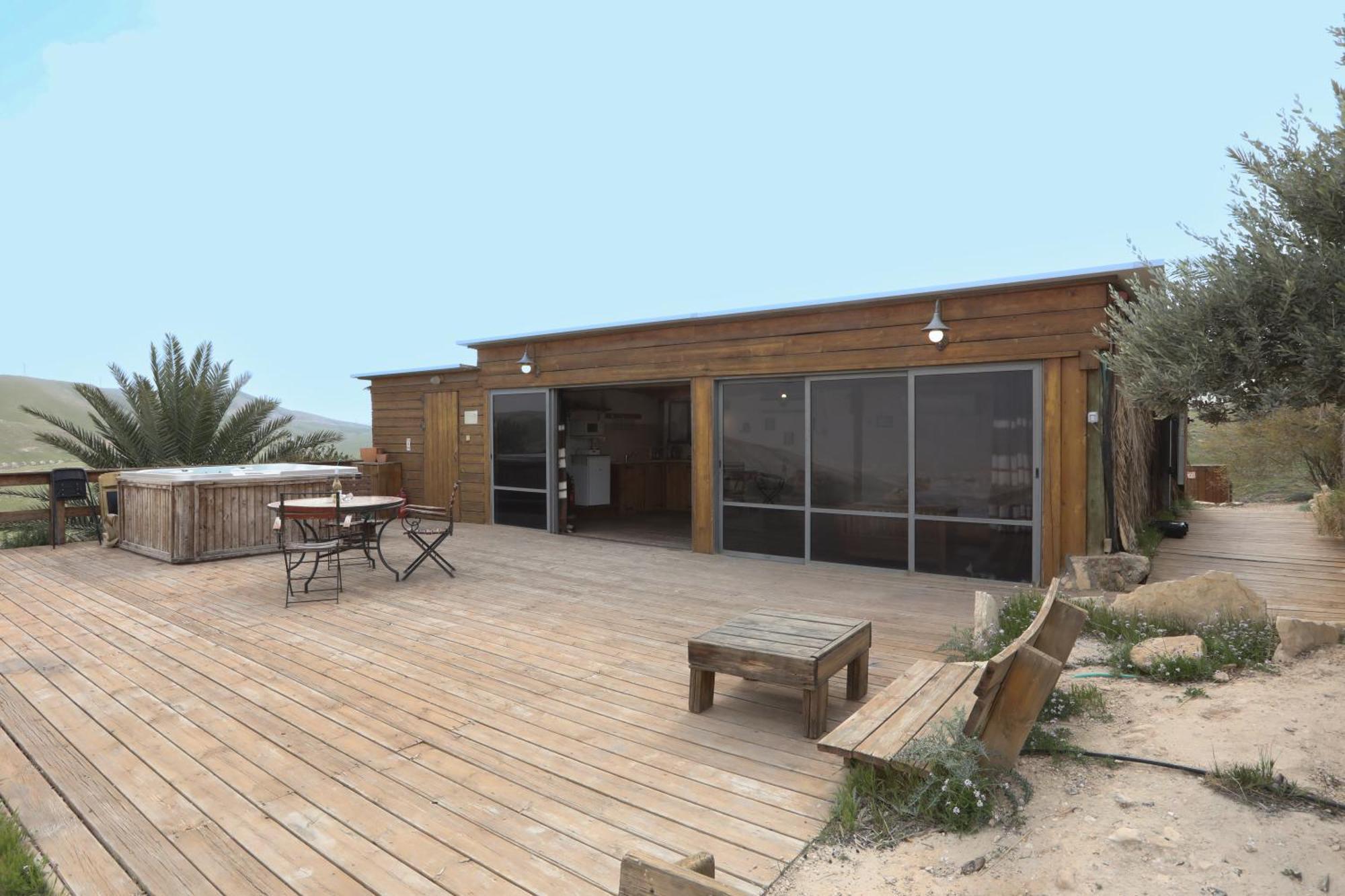 Genesis Land Desert Hospitality Lodge Kfar Adumim
